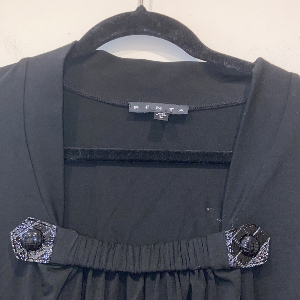 Black Top - Picture 2 of 7